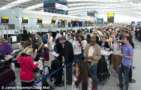 Airlines should compensate delayed passengers if a co-pilot dies, says EU top court